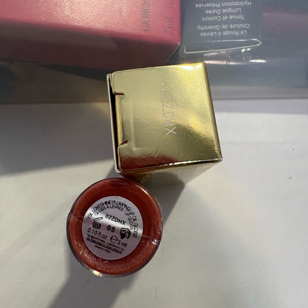 YSL Loveshine Plumping Lip Oil Gloss #5 - Picture 5 of 5